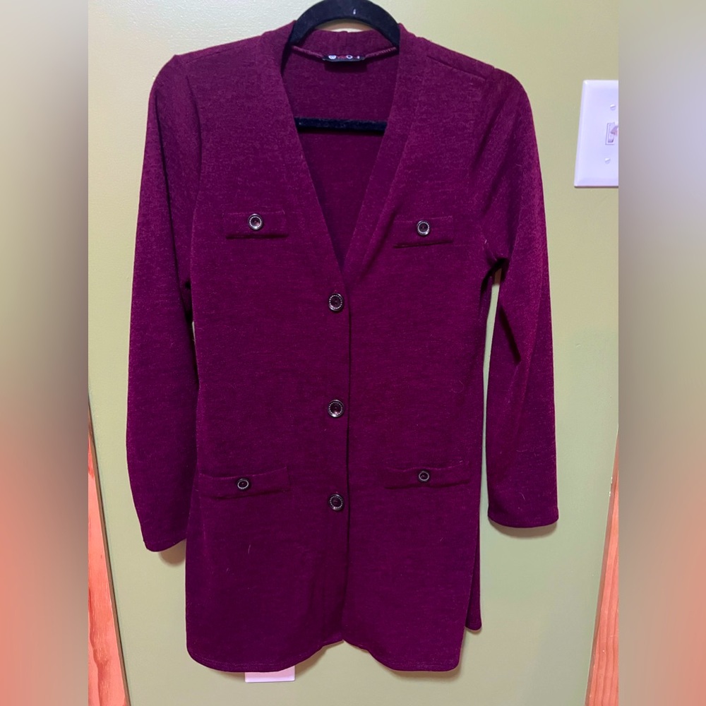 Vision sweater button up